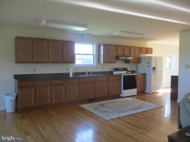 45000 Medleys Neck Rd, Leonardtown, MD 20650 - photo 2