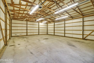 Detached Garage