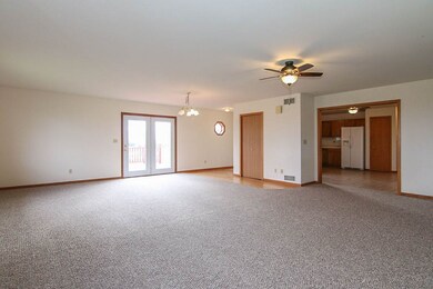 17123 W Emery Rd, Evansville, WI 53536 - photo 7