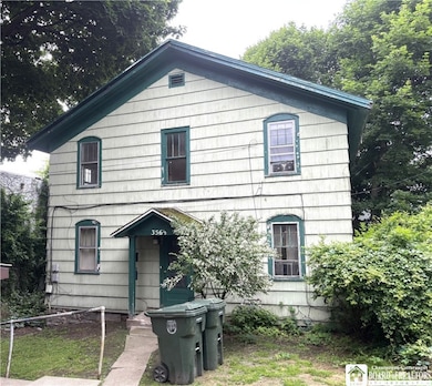 356.5 E 4th St
