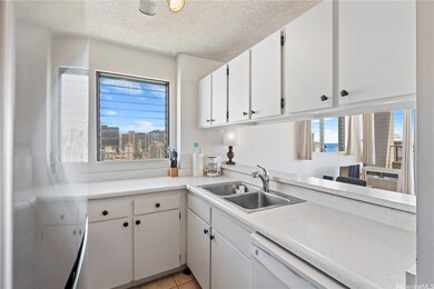 Royal Kuhio unit 2308, Honolulu, HI 96815 - photo 6