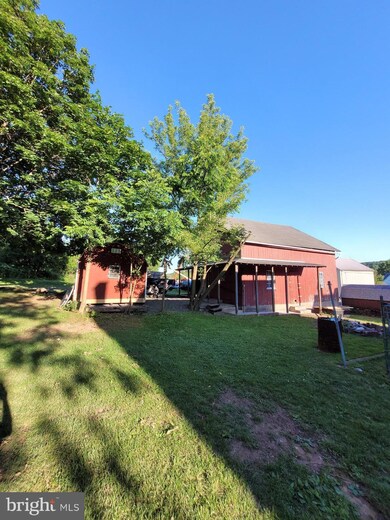 1112 Station Rd, Palm, PA 18070 - photo 4