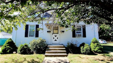 86 Fletcher Ave, Cranston, RI 02920 - photo 3