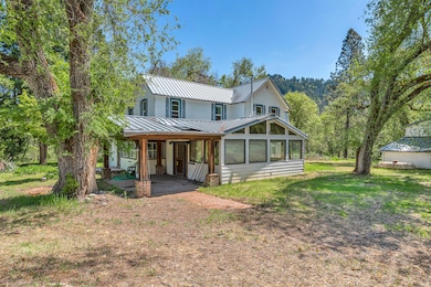 18435 E Evans Creek Rd, Rogue River, OR 97537 - photo 3