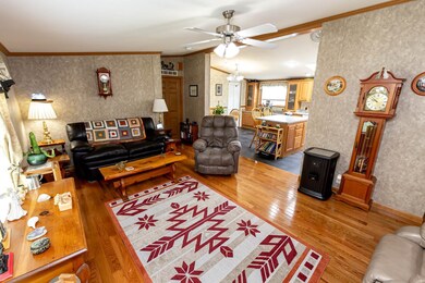 464 Boston Post Rd unit 12, Amherst, NH 03031 - photo 5