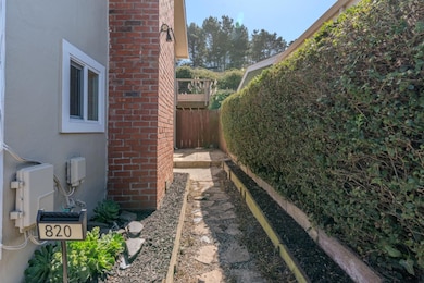 820 Edgemar Ave unit Downstairs unit, Pacifica, CA 94044 - photo 3