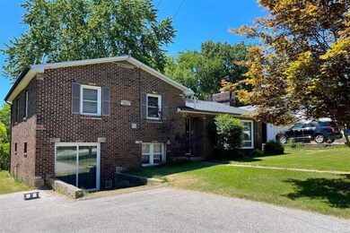 300 N Ellen St, Dixon, MO 65459 - photo 2