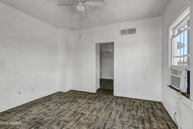 1145 & 1147 W Fillmore St-8