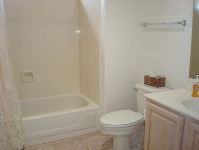 2nd bath room