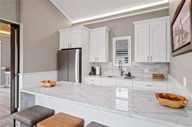 13749 Golden Palms Cir unit 48, Fort Myers, FL 33913 - photo 5