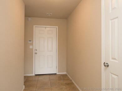 3405 E Trenton St, Broken Arrow, OK 74014 - photo 3