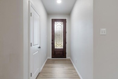 404 Erie St, Cleburne, TX 76031 - photo 4