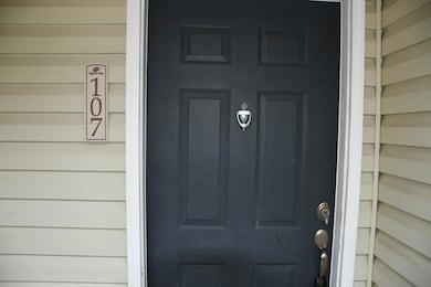 5062 NW 44th Ln unit 107, Gainesville, FL 32606 - photo 2