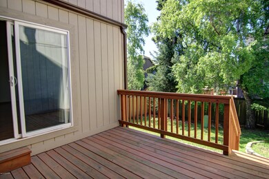 Private Deck & Backyard
