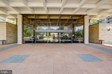 Skyline Plaza unit 609N, Baileys Crossroads, VA 22041 - photo 3