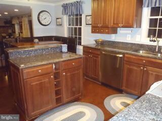 8683 Young Ct, Springfield, VA 22153 - photo 2