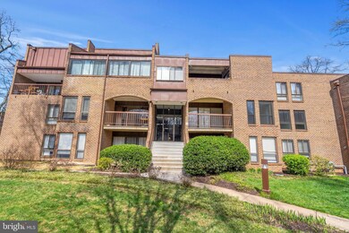 11228 Chestnut Grove Square unit 232, Reston, VA 20190 - photo 2