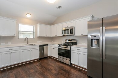 5304 Carmichael Cir, Alvin, TX 77511 - photo 7