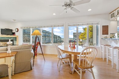 4 Willow Ct, South Haven, 49090-33