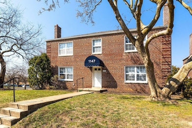 1147 S Cassingham Rd (Exterior-1