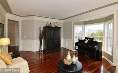 22031 Auction Barn Dr, Ashburn, VA 20148 - photo 2