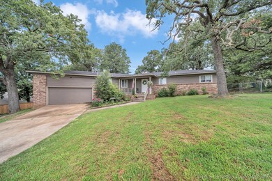 2583 W Hillcrest Dr, Cleveland, OK 74020 - photo 2