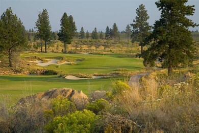 61637 Hosmer Lake Dr, Bend, OR 97702 - photo 4