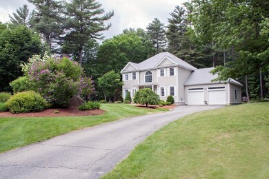 5 Hyde Park Cir, Londonderry, NH 03053 - photo 2