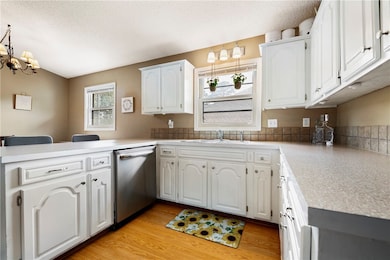 71 Buckingham Dr, Bella Vista, AR 72714 - photo 6