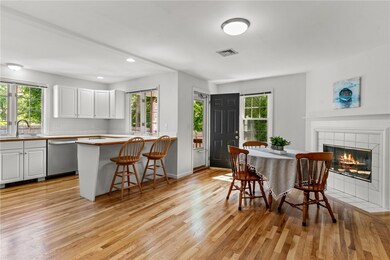 5 Fairview Cir, Barrington, RI 02806 - photo 5