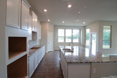 10610 Far Reaches Ln, Helotes, TX 78023 - photo 2