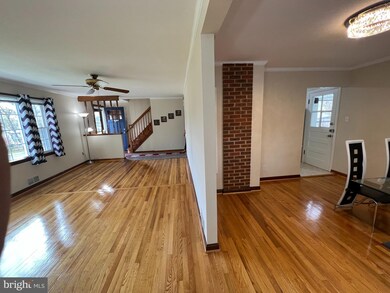 5716 Tuckerman St, Riverdale, MD 20737 - photo 7