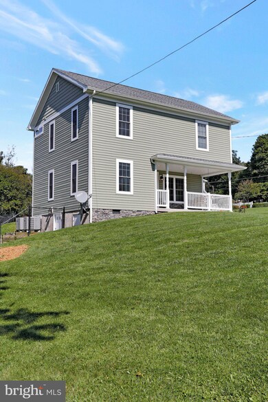 25326 Springdale Ave, Cascade, MD 21719 - photo 2