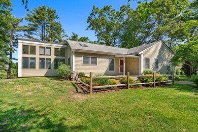 54 Marshall St, Duxbury, MA 02332 - photo 3