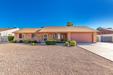 0004-4 - Adobe 2849