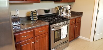 110 Stone Hollow Dr, Manchester, TN 37355 - photo 5