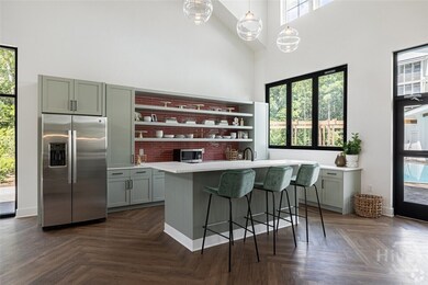 5670 Ogeechee Rd unit Dogwood, Savannah, GA 31405 - photo 7