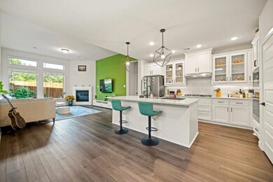 1529 Woodford Place, Fort Worth, TX 76120 - photo 4