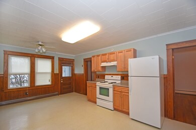 305 Worcester St, Southbridge, MA 01550 - photo 2