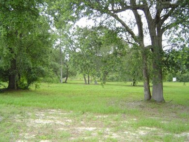 2512 Sweet Heart Ln, Pensacola, FL 32526 - photo 3