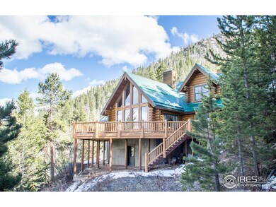 Metal Roof and Maintenanc Free Wrap Around Decking