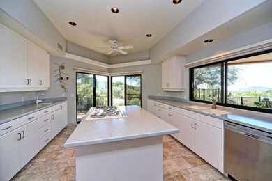 010_Kitchen