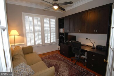 7319 Gordons Rd, Falls Church, VA 22043 - photo 2