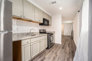 2222 Pickerton Dr, Deer Park, TX 77536 - photo 6