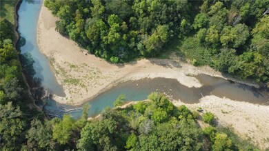 721 Madison 5548, Elkins, AR 72727 - photo 2