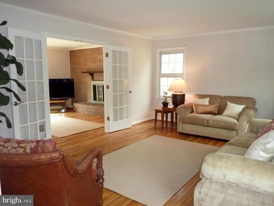 4616 Quarter Charge Dr, Annandale, VA 22003 - photo 7