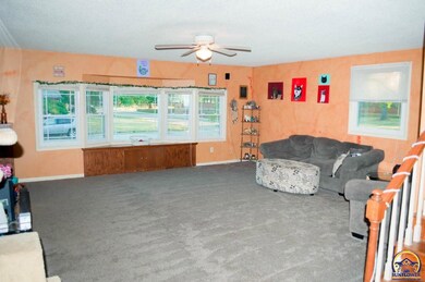 1556 SW 23rd Park, Topeka, KS 66611 - photo 5