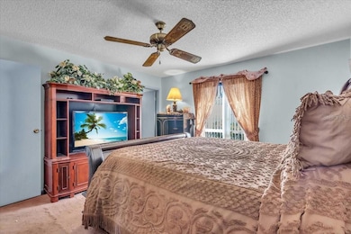 1215 Edgerton Dr, Valrico, FL 33594 - photo 3