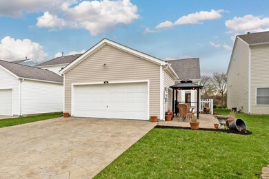 7-web-or-mls-101FlintRockDriveExt_Hommat