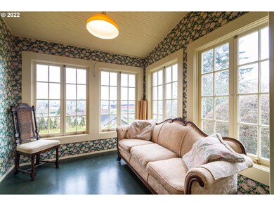 423 W C St, Rainier, OR 97048 - photo 4